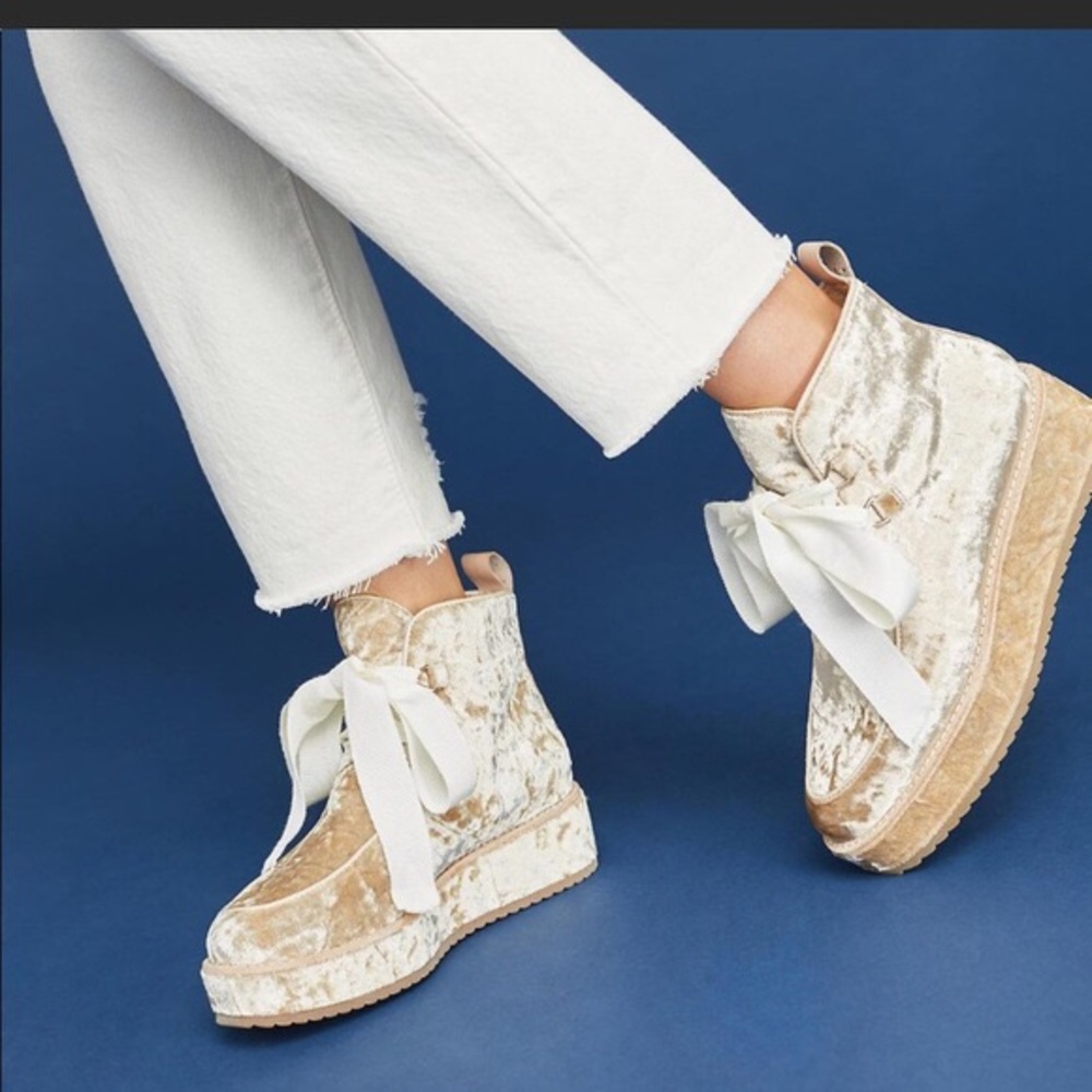 Bill Blass crushed velvet platform chukka booties